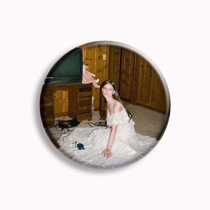 Singer Ethel Cain But Still Be – Pin Button Badge recenzja i cena